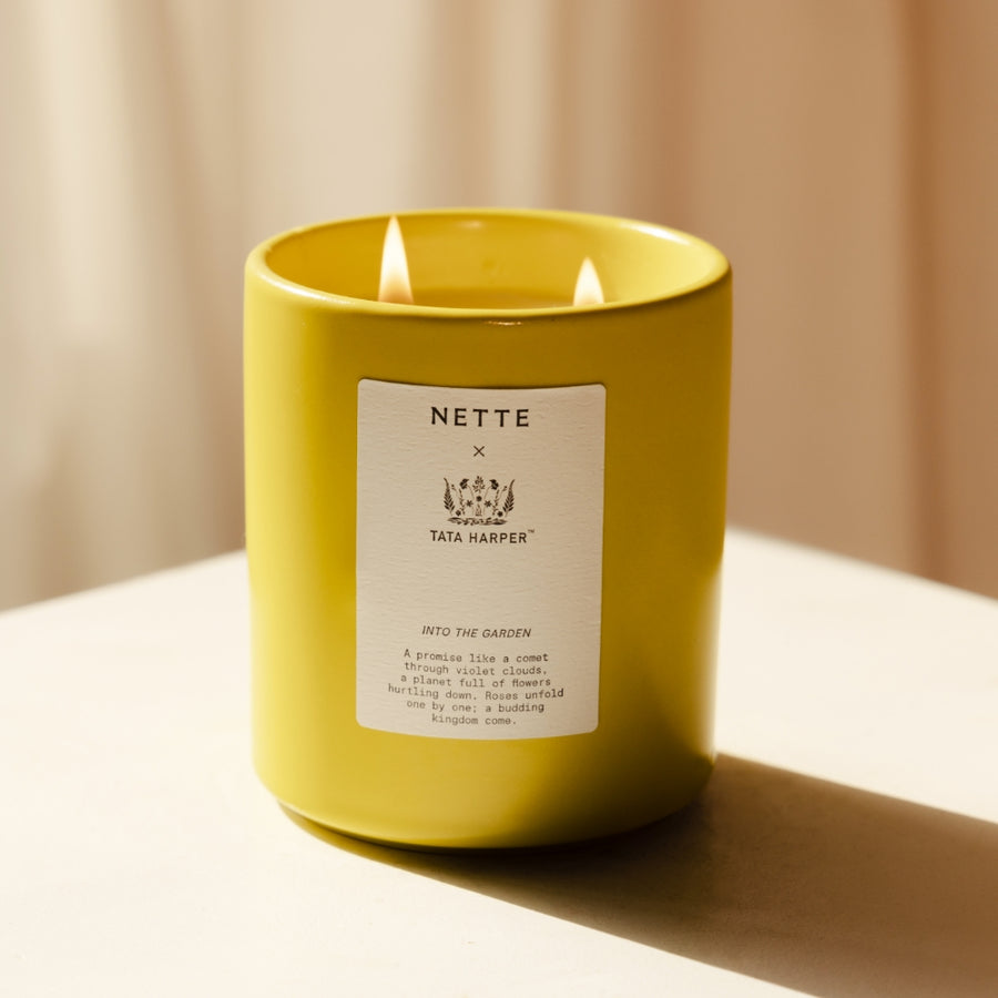 Nette Candle Burning